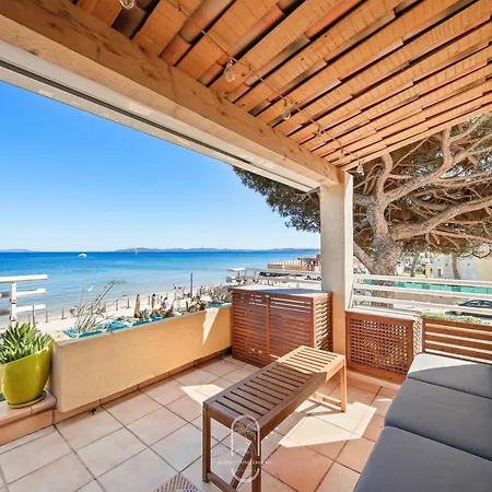 Bona 1 Lit Superposes Parking Wifi Pieds Dans L'eau By Hc * 耶尔