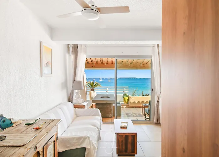 Apartament Bona 1 Lit Superposes Parking Wifi Pieds Dans L'eau By Hc Hyères