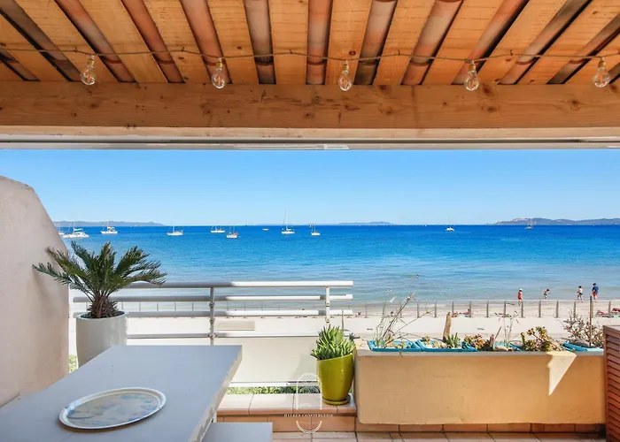 Bona T2 /pk/wifi Pieds Dans L'eau * Hyères